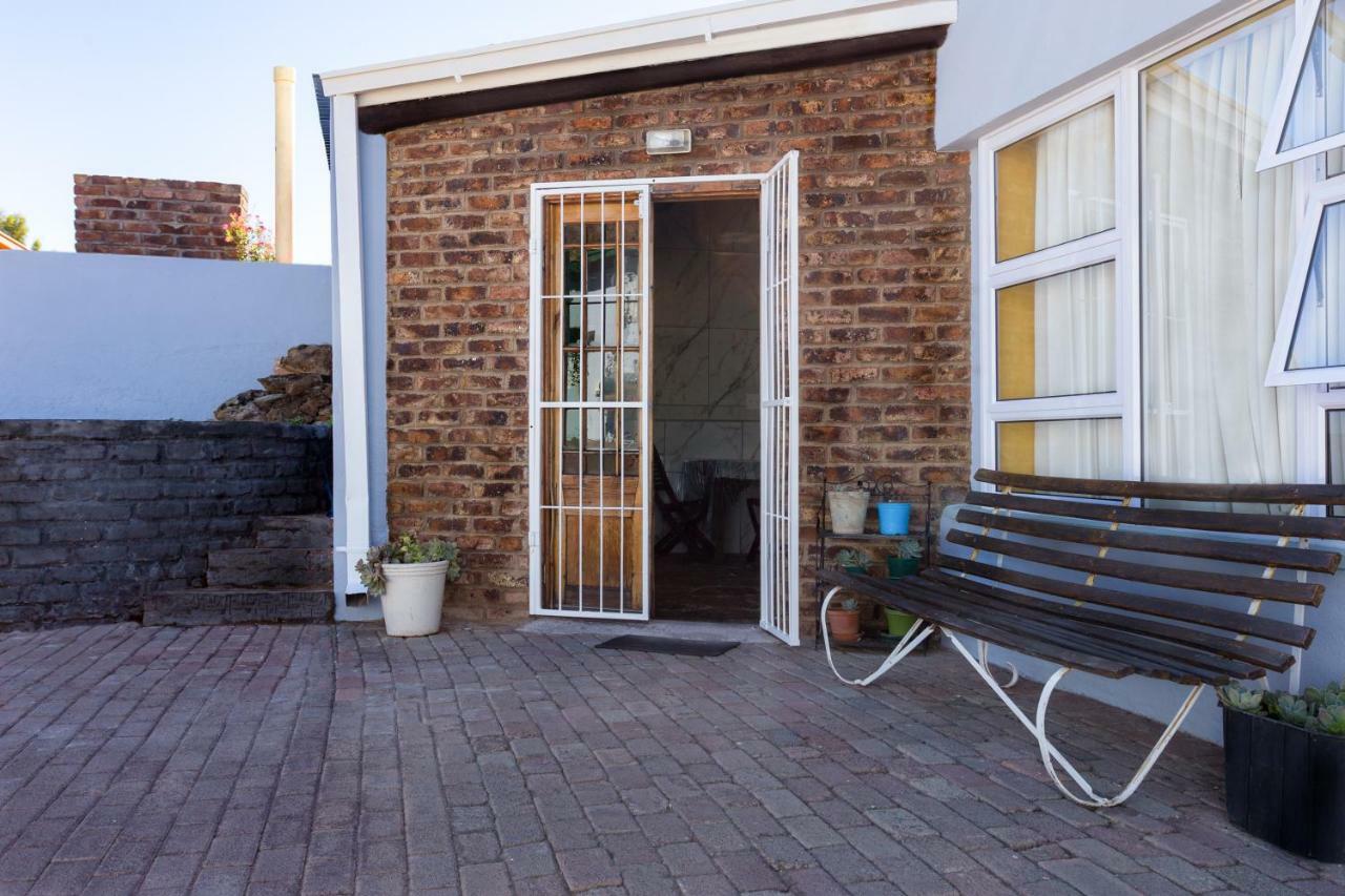 La La Dathel Guesthouse Colesberg Exterior foto