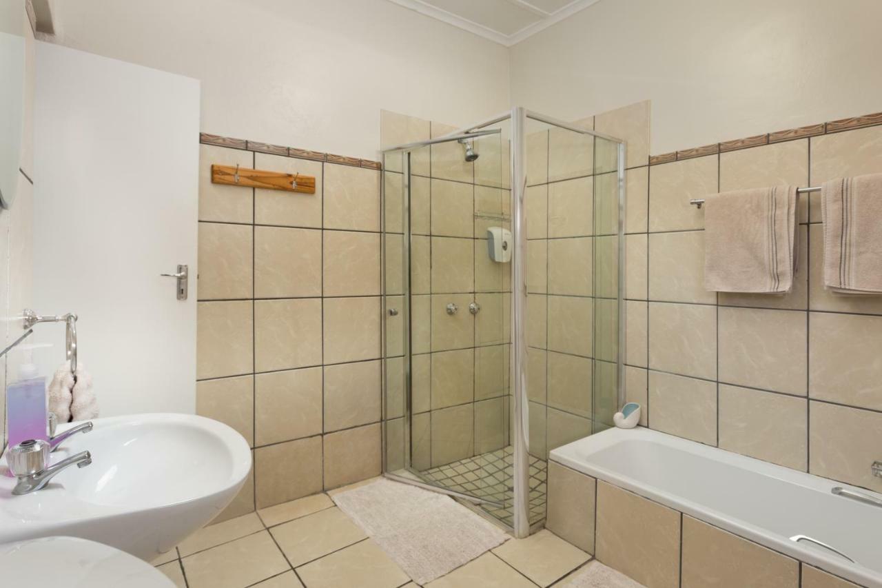 La La Dathel Guesthouse Colesberg Exterior foto